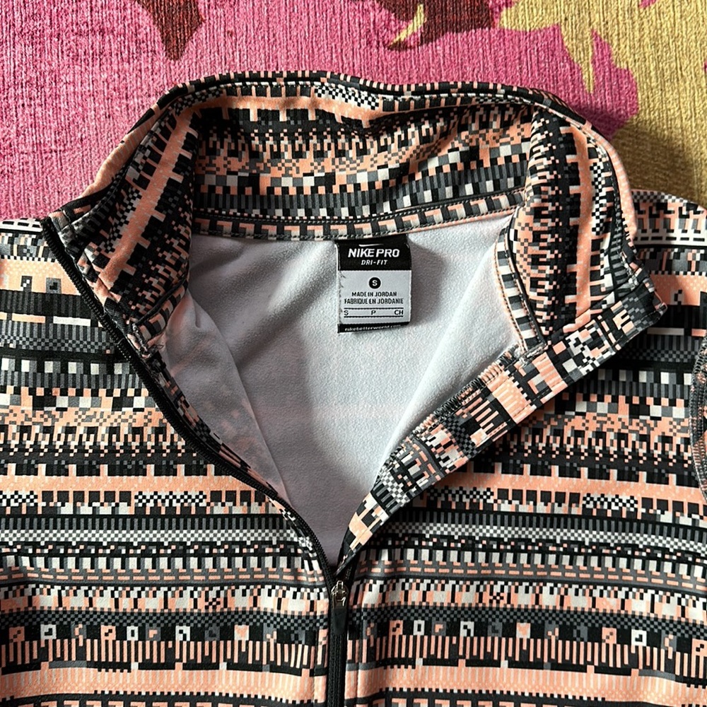 NIKE PRO HYPERWARM ZIP UP - Picture 2 of 5